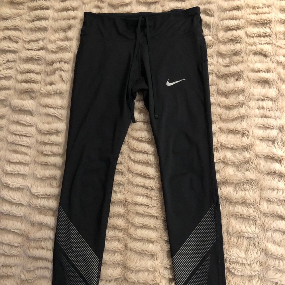 Nike women’s workout leggings size small